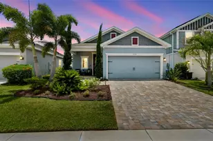 5722 Silver Sun Dr, Apollo Beach, FL 33572 - Photo 1