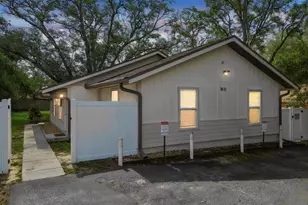 1812 Poinsettia Ave, Tarpon Springs, FL 34689 - Photo 1