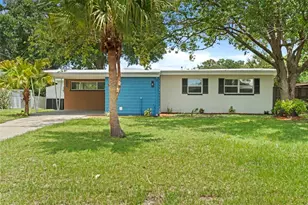 10221 N Fleetwood Dr, Tampa, FL 33612 - Photo 1