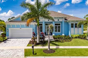 638 Manns Harbor Dr, Apollo Beach, FL 33572 - Photo 1