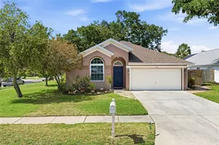 2468 Hidden Pines Ln, Clearwater, FL 33761 - Photo 1