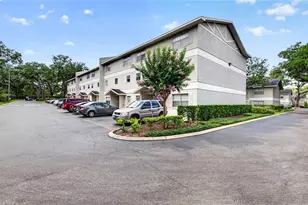 14452 Reuter Strasse, Tampa, FL 33613 - Photo 1
