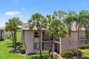 202 Mary Dr, Oldsmar, FL 34677 - Photo 1