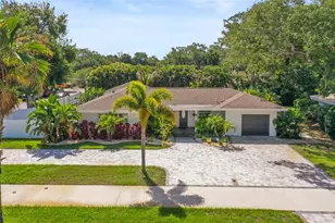 1701 Indian Rocks Rd, Belleair, FL 33756 - Photo 1