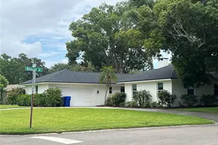 1455 Fairway Dr, Dunedin, FL 34698 - Photo 1