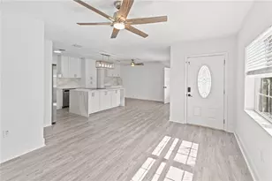 2090 75th St N, Saint Petersburg, FL 33710 - Photo 1