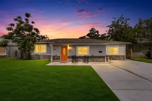 3301 9th Ave N, Saint Petersburg, FL 33713 - Photo 1