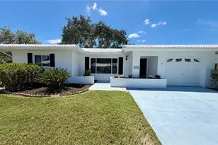 9608 41st St N, Pinellas Park, FL 33782 - Photo 1