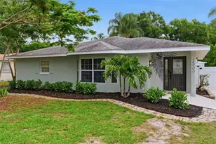 1533 Suffolk St N, Saint Petersburg, FL 33710 - Photo 1