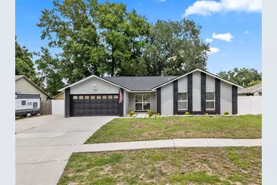 1727 Tallowtree Circle, Valrico, FL 33594 - Photo 1
