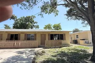 5541 Lown St N, Saint Petersburg, FL 33714 - Photo 1