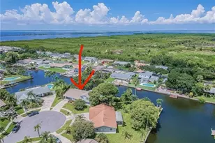 8728 Cobblestone Dr, Tampa, FL 33615 - Photo 1
