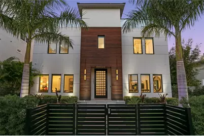 103 5th Avenue N, Saint Petersburg, FL 33701 - Photo 1