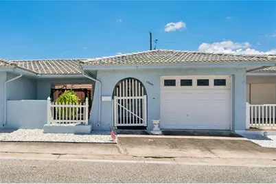 10407 Larchmont Place N #218, Pinellas Park, FL 33782 - Photo 1