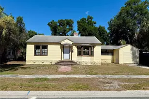 2015 20th St S, Saint Petersburg, FL 33712 - Photo 1