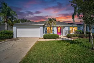 692 Jessanda Cir, Lakeland, FL 33813 - Photo 1