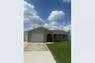 10303 123rd Avenue, Largo, FL 33773 - Photo 1