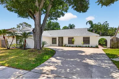 5106 Pennsbury Drive, Tampa, FL 33624 - Photo 1