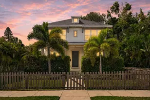 293 18th Ave S, Saint Petersburg, FL 33705 - Photo 1