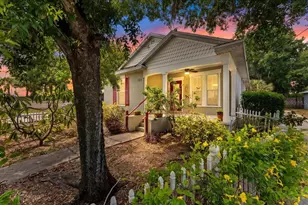 528 E Martin Luther King Jr Dr, Tarpon Springs, FL 34689 - Photo 1