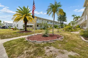5875 18th St N, Saint Petersburg, FL 33714 - Photo 1