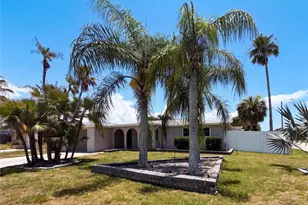 5542 Marble Dr, New Port Richey, FL 34652 - Photo 1