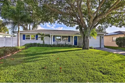9954 48th Place N, Saint Petersburg, FL 33708 - Photo 1