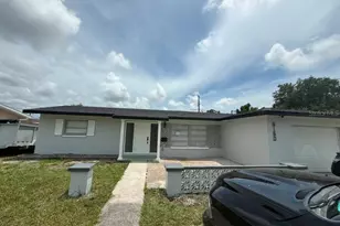 6160 30th Ave N, Saint Petersburg, FL 33710 - Photo 1