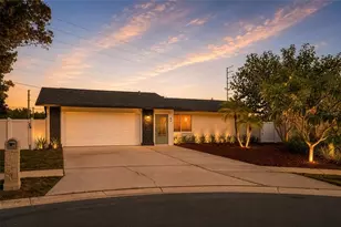 60 Durham Ct, Palm Harbor, FL 34683 - Photo 1