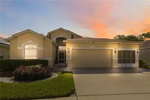 35124 Deerfield Oaks Dr, Zephyrhills, FL 33541 - Photo 1