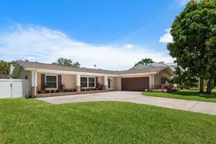 1320 Golf View Dr, Belleair, FL 33756 - Photo 1