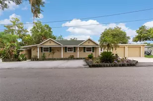 10519 Bridgewood Dr, Riverview, FL 33578 - Photo 1