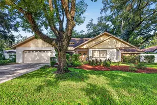 10918 Gillette Ave, Tampa, FL 33617 - Photo 1