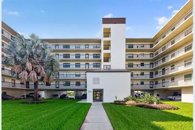 9860 62nd Terrace N #1048, Saint Petersburg, FL 33708 - Photo 1