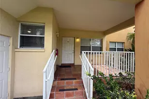 1355 Drew St, Clearwater, FL 33755 - Photo 1