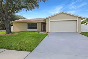 423 Van Reed Manor Dr, Brandon, FL 33511 - Photo 1