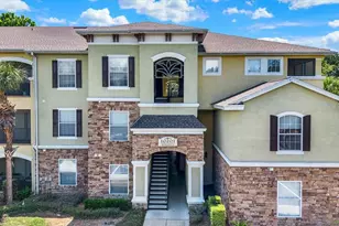 10201 Courtney Palms Blvd, Tampa, FL 33619 - Photo 1