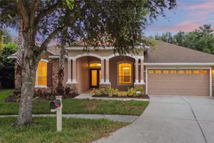 7051 Derwent Glen Cir, Land O Lakes, FL 34637 - Photo 1