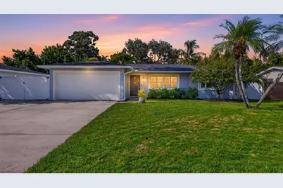 1743 Delaware Avenue NE, Saint Petersburg, FL 33703 - Photo 1