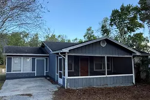 1702 Dawn Heights Dr, Lakeland, FL 33801 - Photo 1