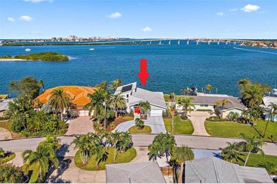 492 Harbor Drive N, Indian Rocks Beach, FL 33785 - Photo 1