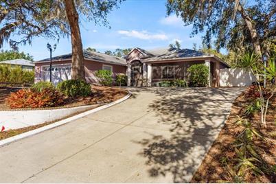 1710 Grand Central Drive, Tarpon Springs, FL 34689 - Photo 1