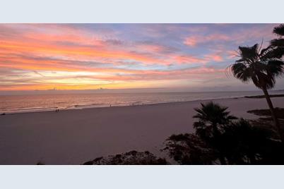 1370 Gulf Boulevard #403, Clearwater Beach, FL 33767 - Photo 1