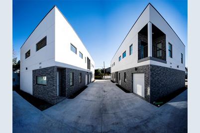 330 31st Avenue N, Saint Petersburg, FL 33704 - Photo 1