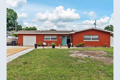 6901 10th Avenue N, Saint Petersburg, FL 33710 - Photo 1