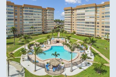 5130 Brittany Drive S #808, Saint Petersburg, FL 33715 - Photo 1