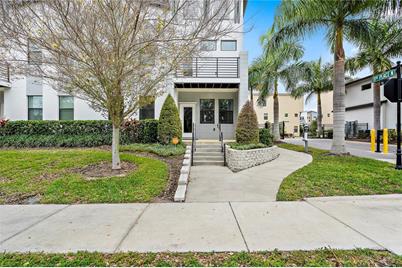 1110 25th Street N, Saint Petersburg, FL 33713 - Photo 1