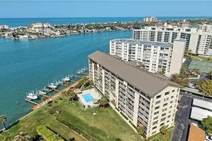 650 Island Way, Clearwater Beach, FL 33767 - Photo 1
