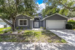 5204 New Brittany Ln, Zephyrhills, FL 33541 - Photo 1