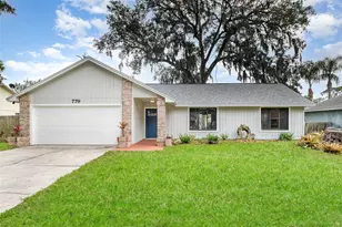 779 Victoria Cir E, Ormond Beach, FL 32174 - Photo 1